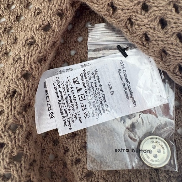 DKNY NWT green sleeveless knit tank crochet size medium - Picture 6 of 9